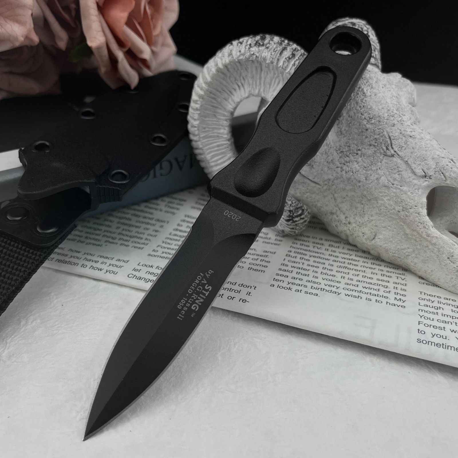 Everyday Carry (Edc) Knife - Multi-Function Fixed Blade Knife 8Cr13MoV Steel